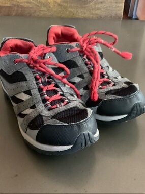 Columbia Kids Sneakers Gray Black with Pink Accents